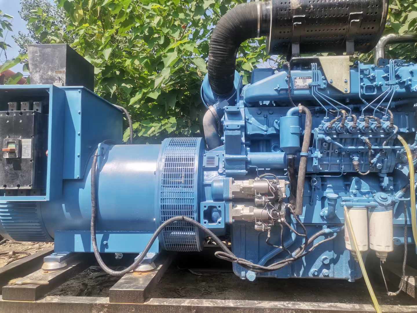 铅山详细说明降低 800kW 柴油发电机输出电流波动的方法
